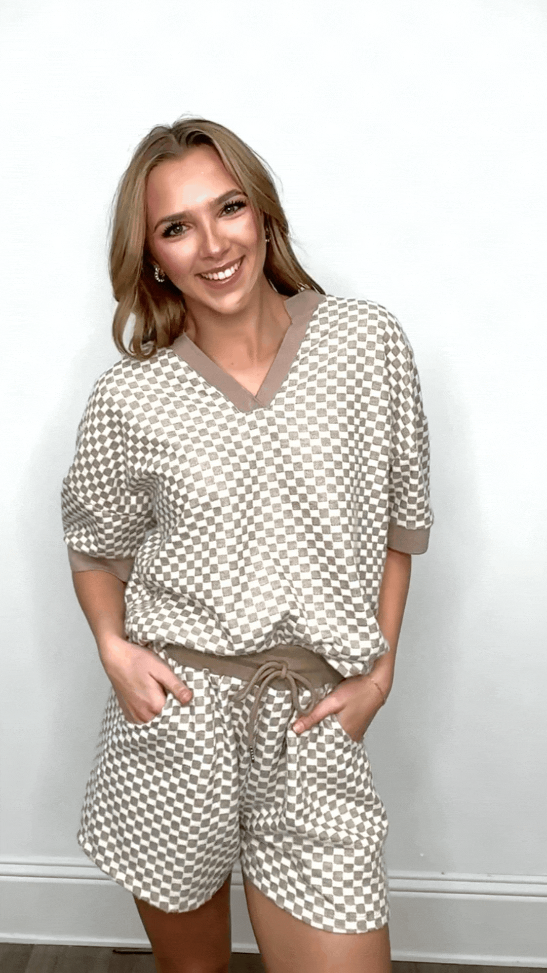 Checkerboard Knit Shorts, Beige