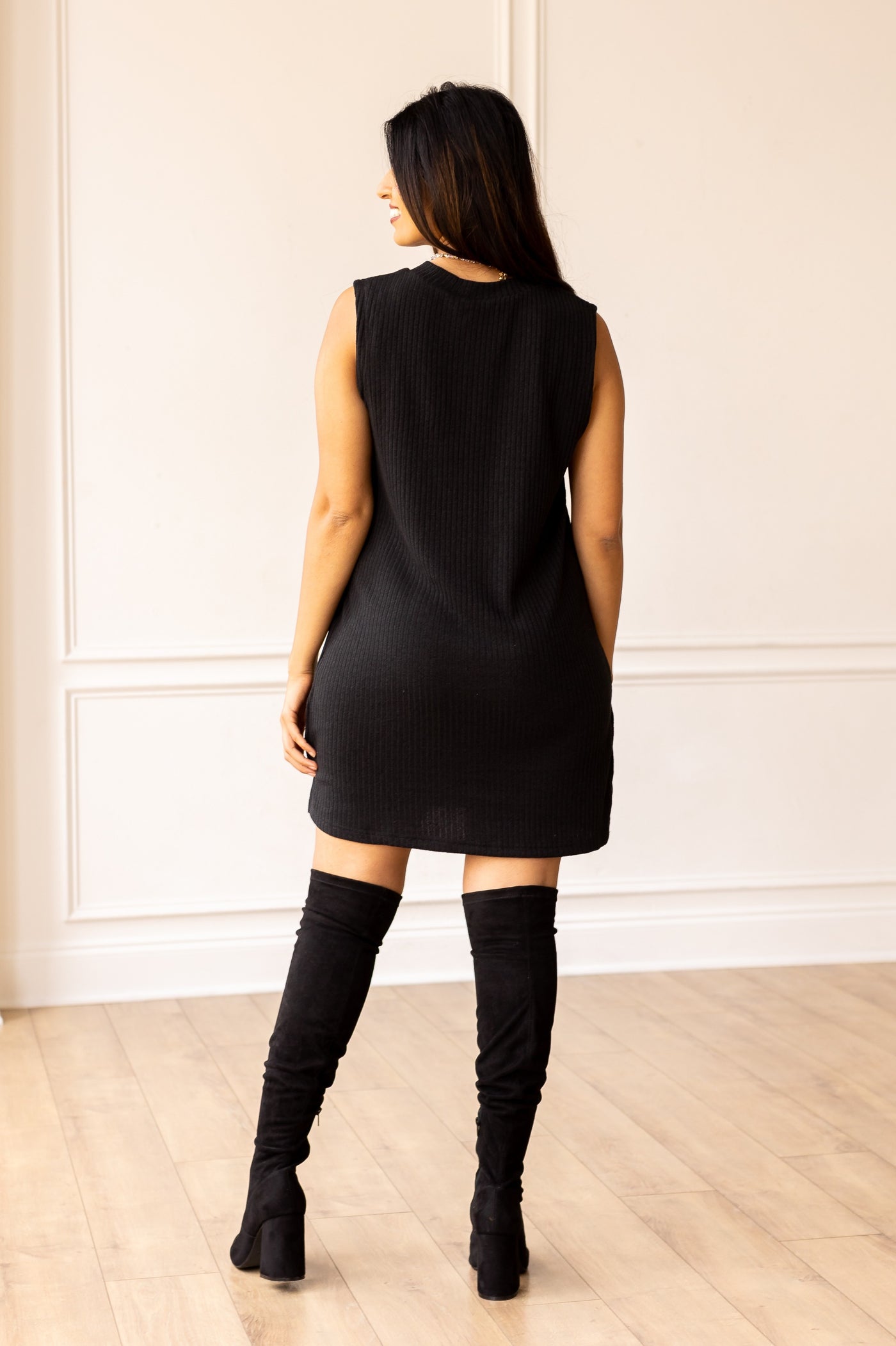 Black Sleeveless Sweater Dress