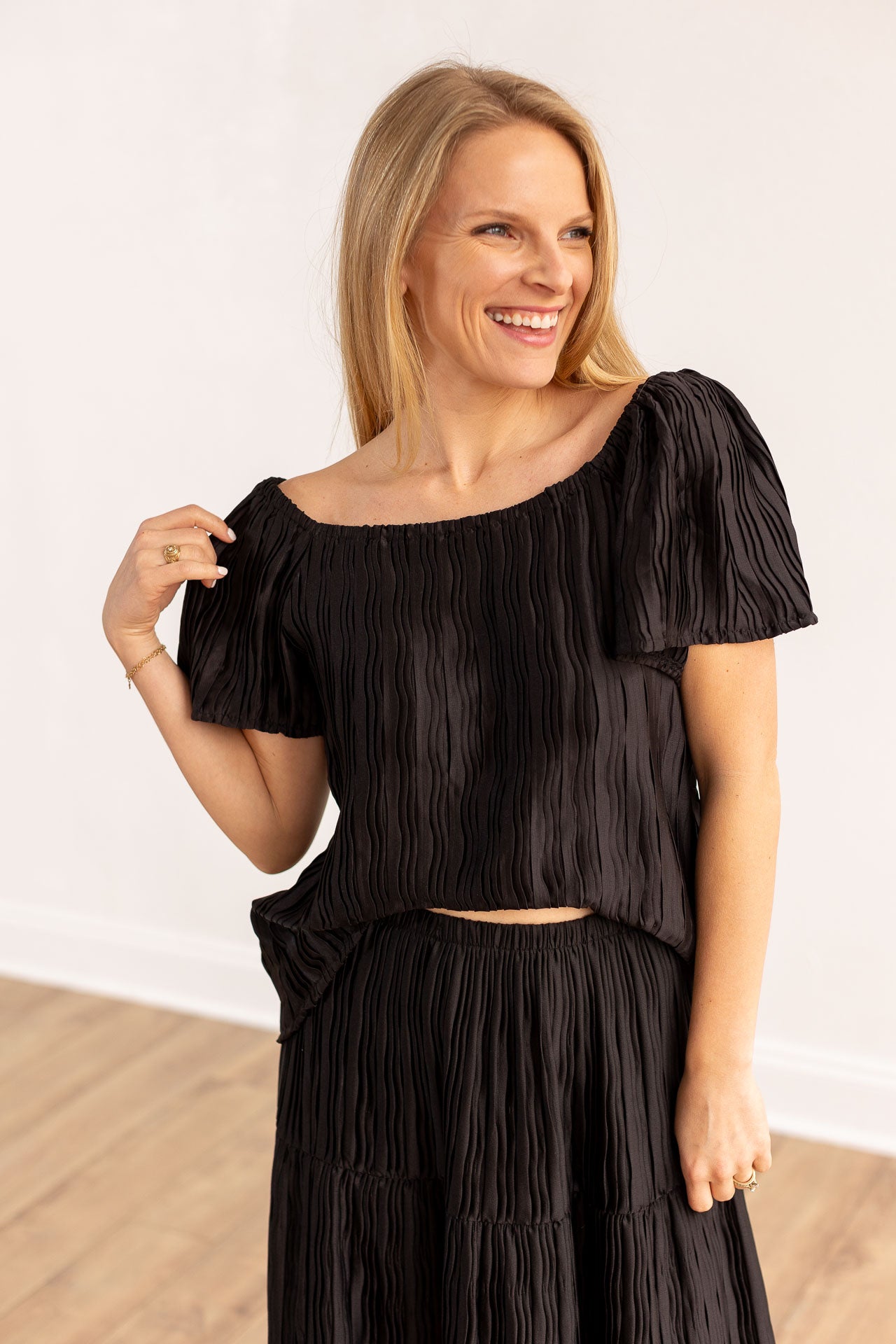 Lustrous Pleated Top, Black