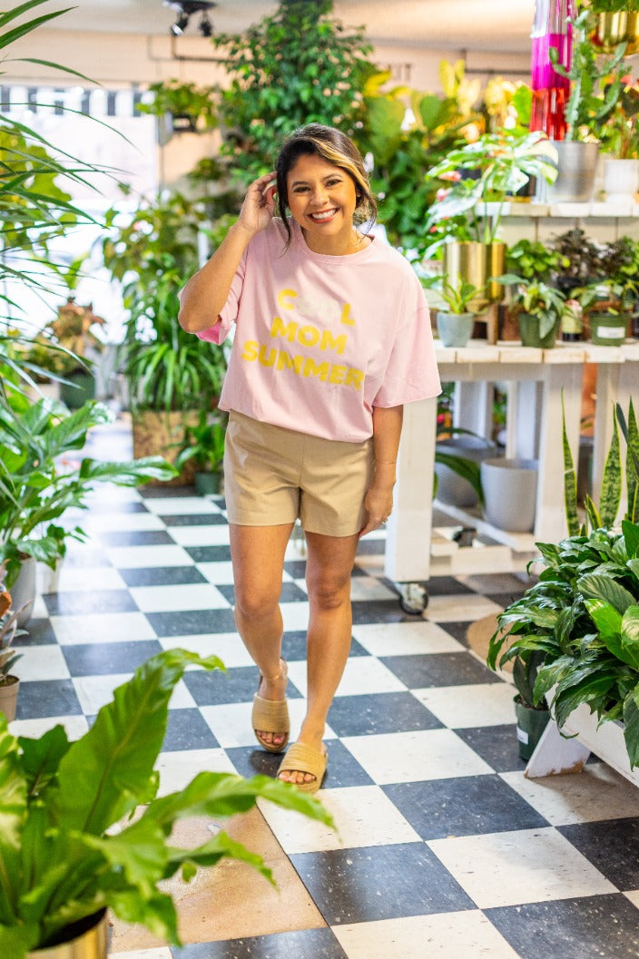 Cool Mom Summer On Pink Relaxed Fit Tee