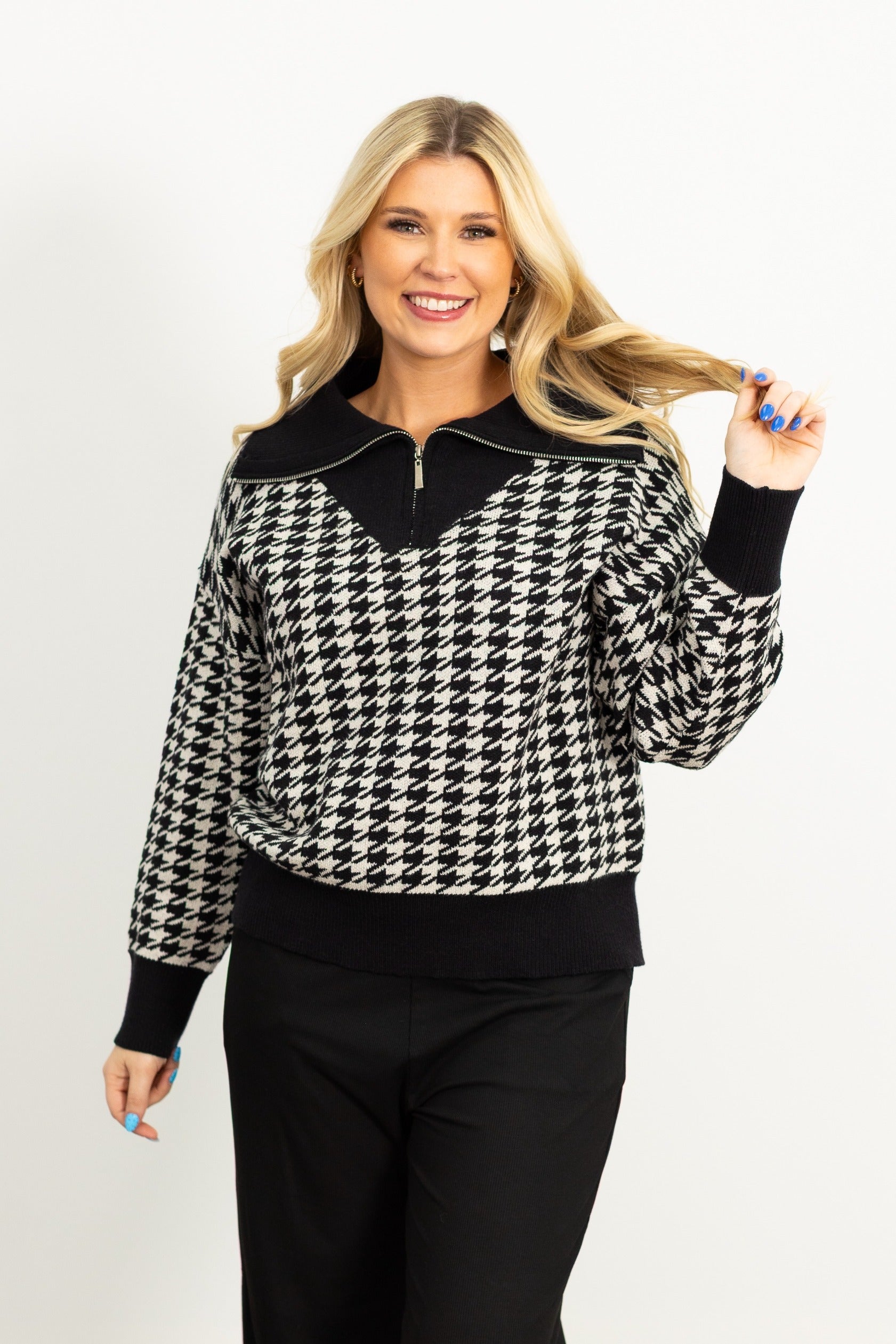 Houndstooth Print Pullover