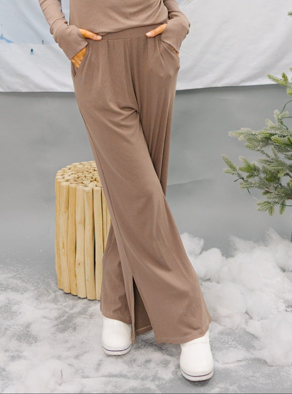 Ribbed Lounge Pants, Brown