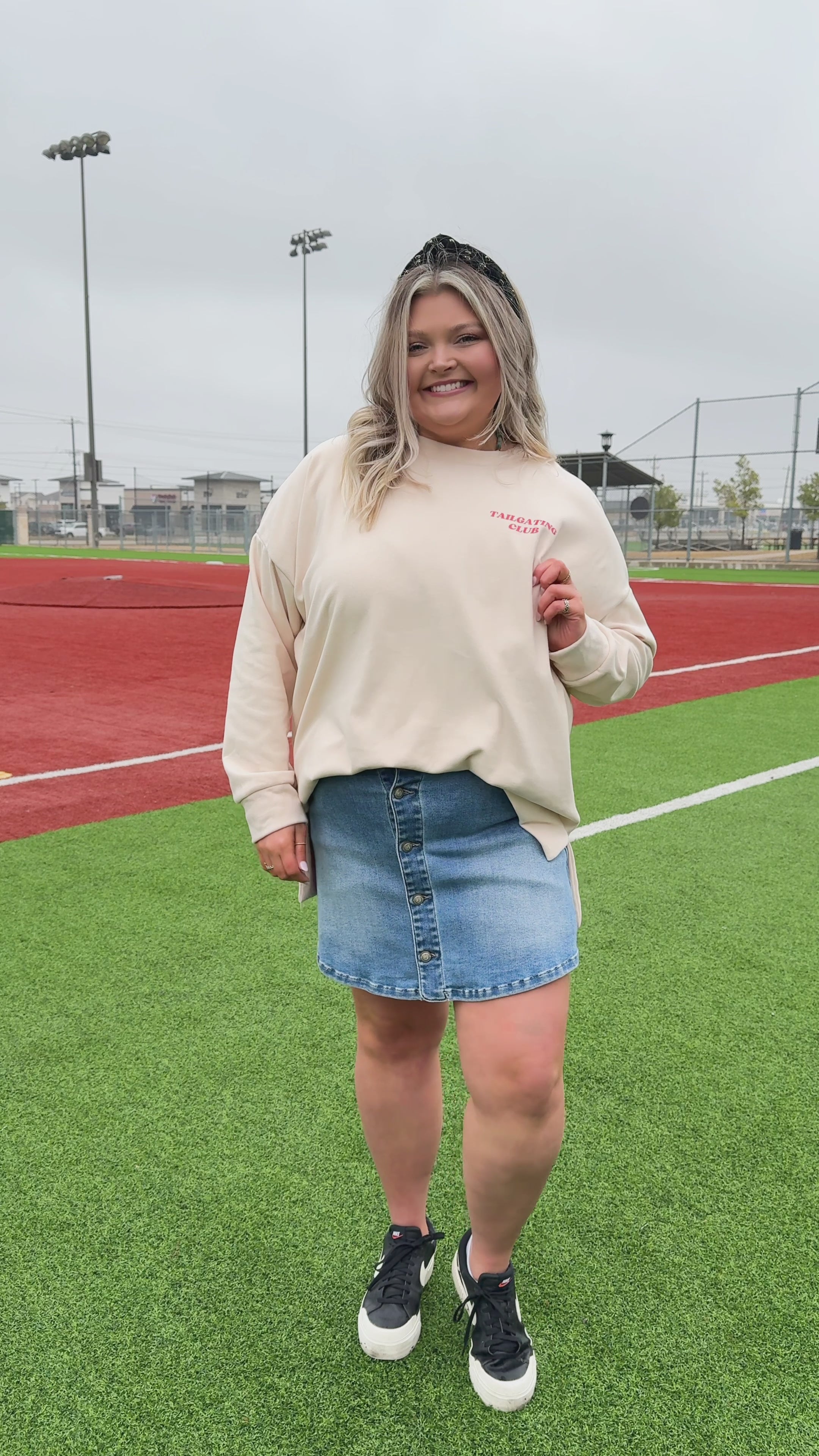 Tailgating Club Micro Fleece Crewneck, Ivory