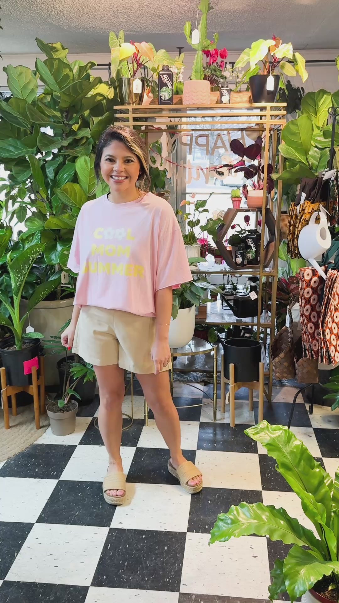 Cool Mom Summer On Pink Relaxed Fit Tee