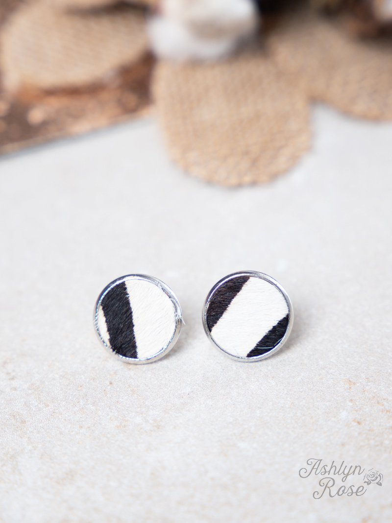Love in a Little Stud Earrings, Zebra