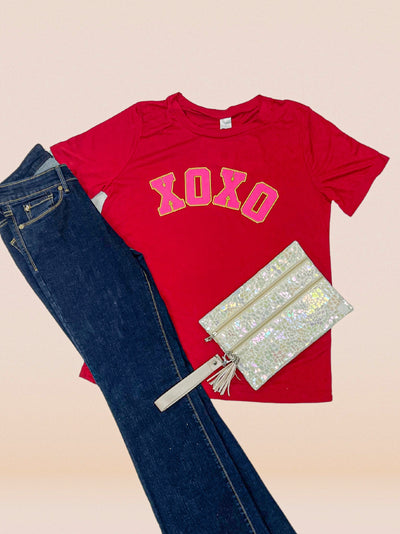 XOXO on Crimson Tee